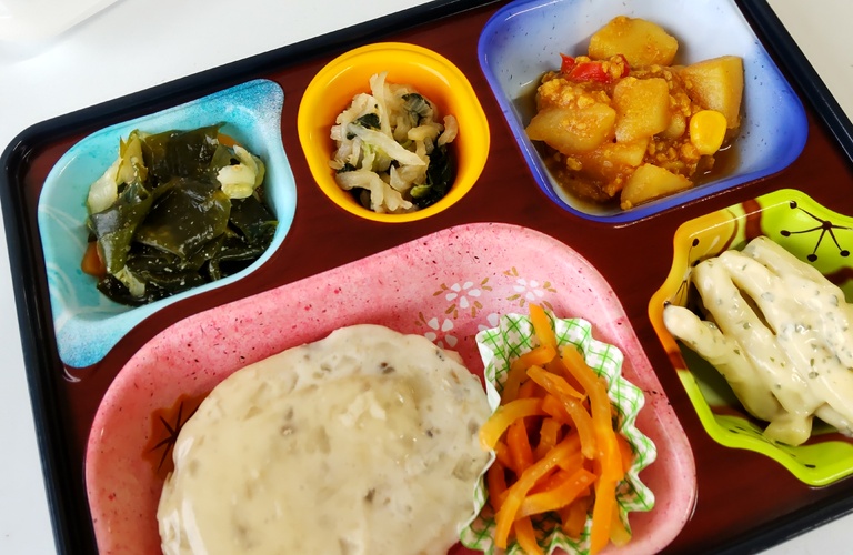 ダイエット中の食事を考えている方への宅配弁当／高齢者向け配食サービスライフデリ小郡店